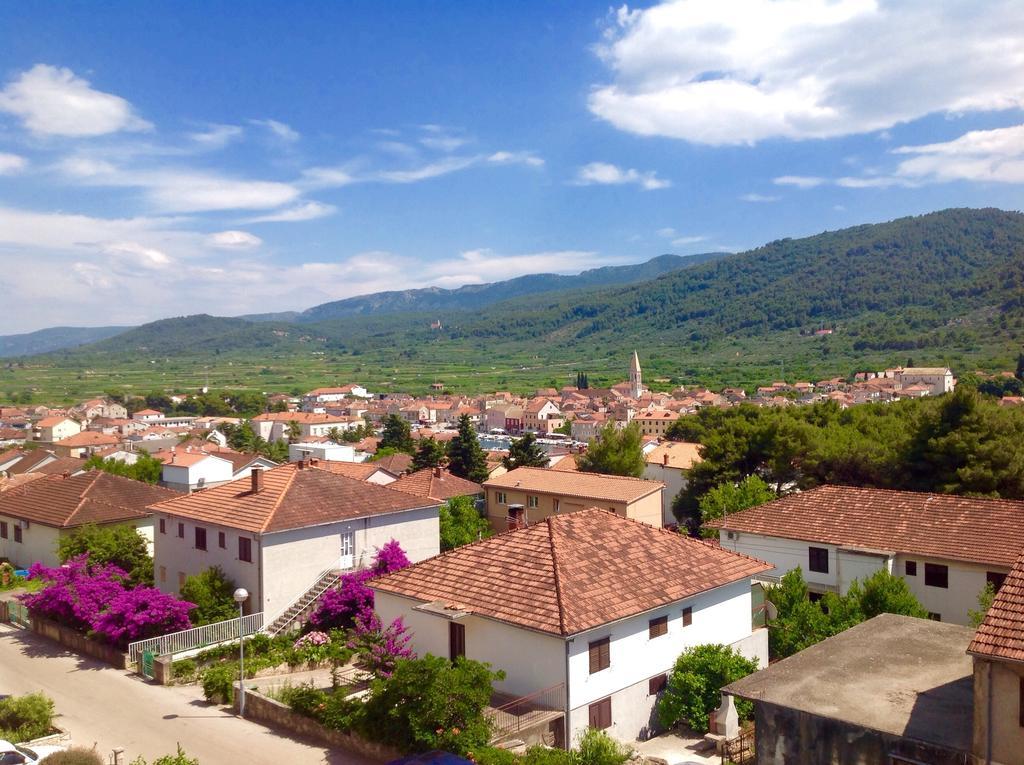 Apartmani Roić Stari Grad  Exterior foto